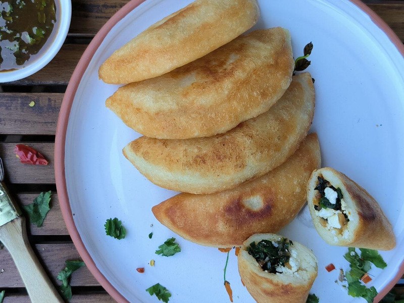 Empanadas from Venezuela to Turkey